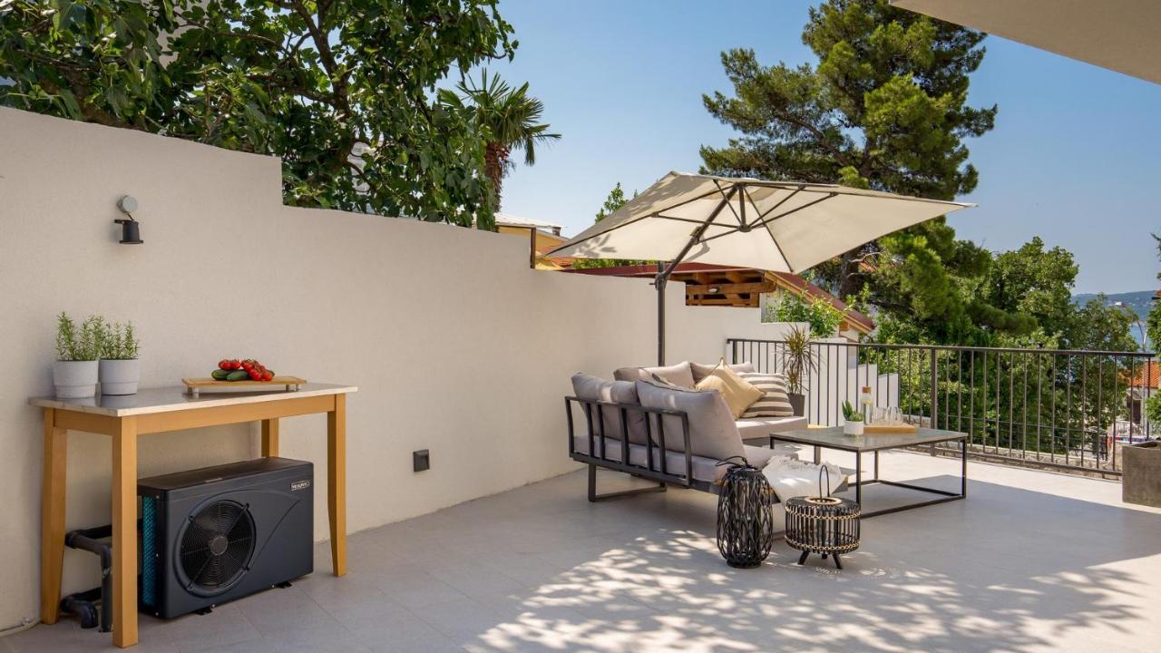 Apartments Villa Frankola With Swimming Pool Crikvenica Eksteriør billede
